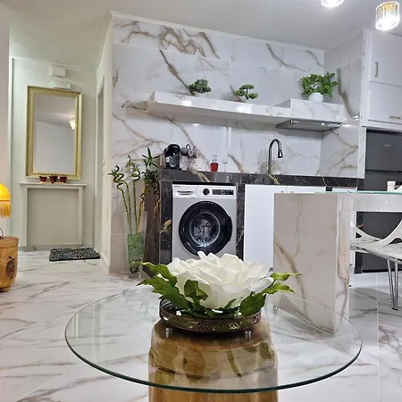 Modern Quiet In The Center Of Rhodes Rhodes City