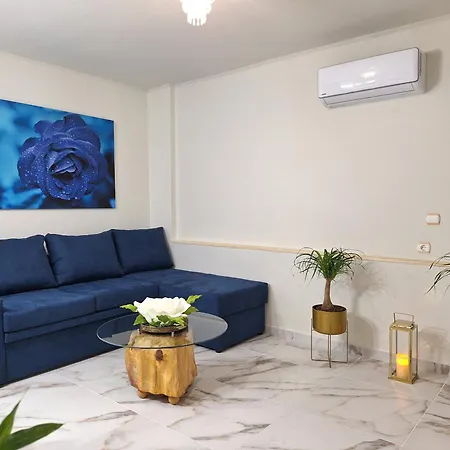 Modern Quiet In The Center Of Rhodes