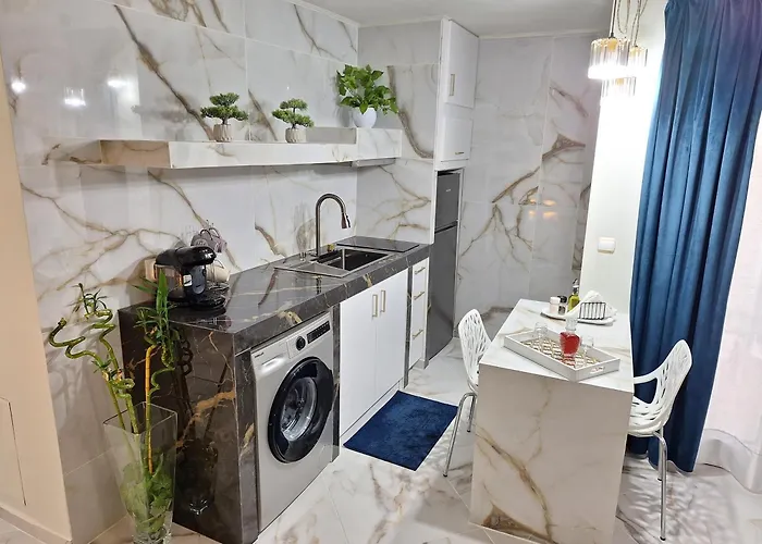 Modern Quiet In The Center Of Rhodes