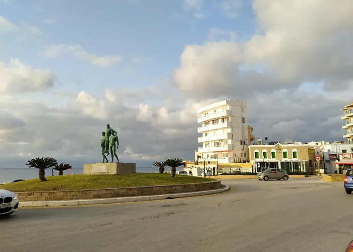 Modern Quiet In The Center Of Rhodes